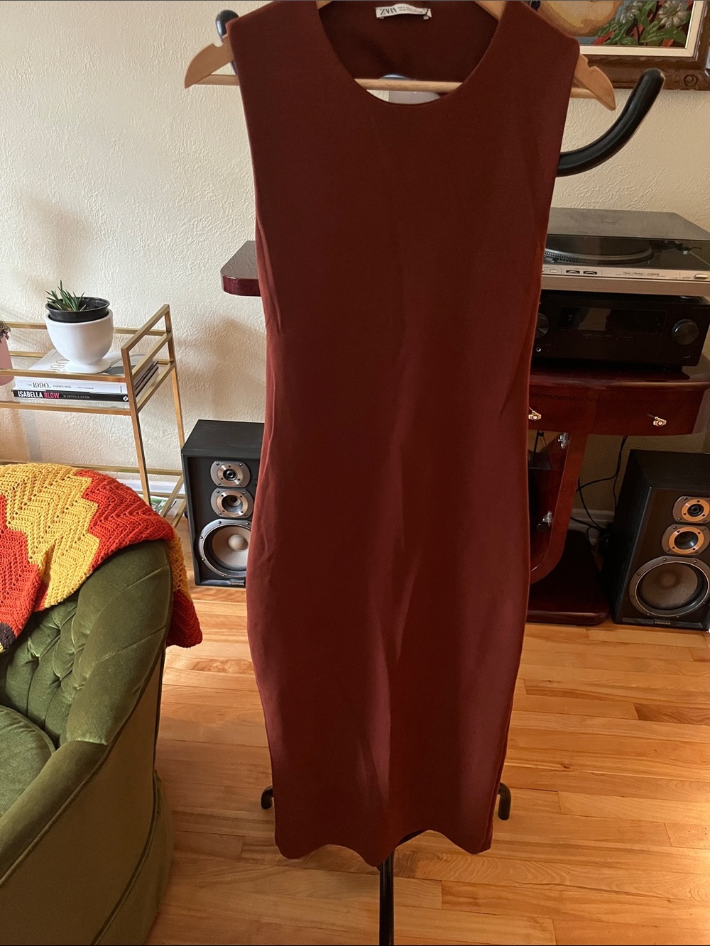 Zara Sleeveless Midi Dress in rust